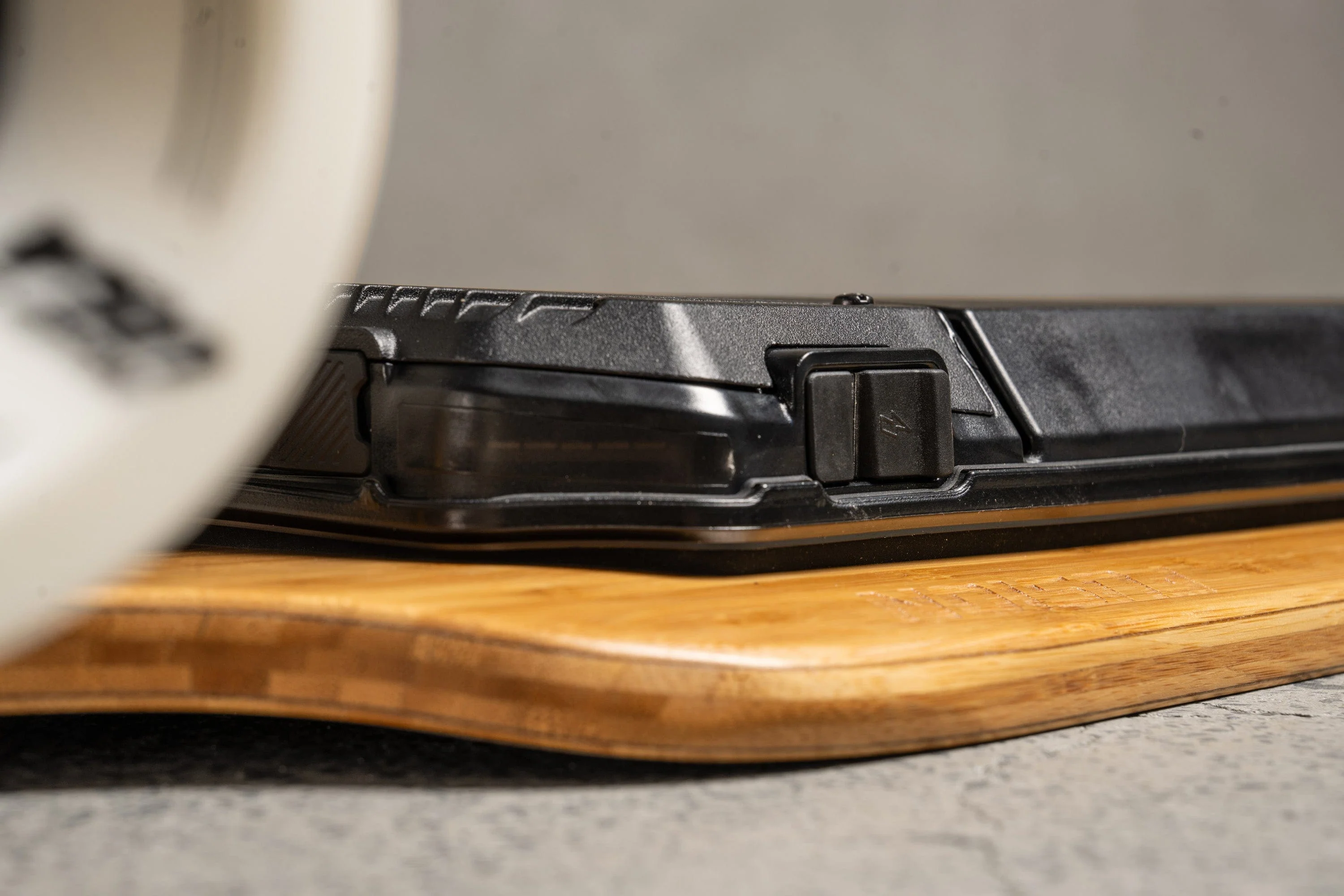 Evolve Fusion 2 in 1 Electric Skateboard - Image 22