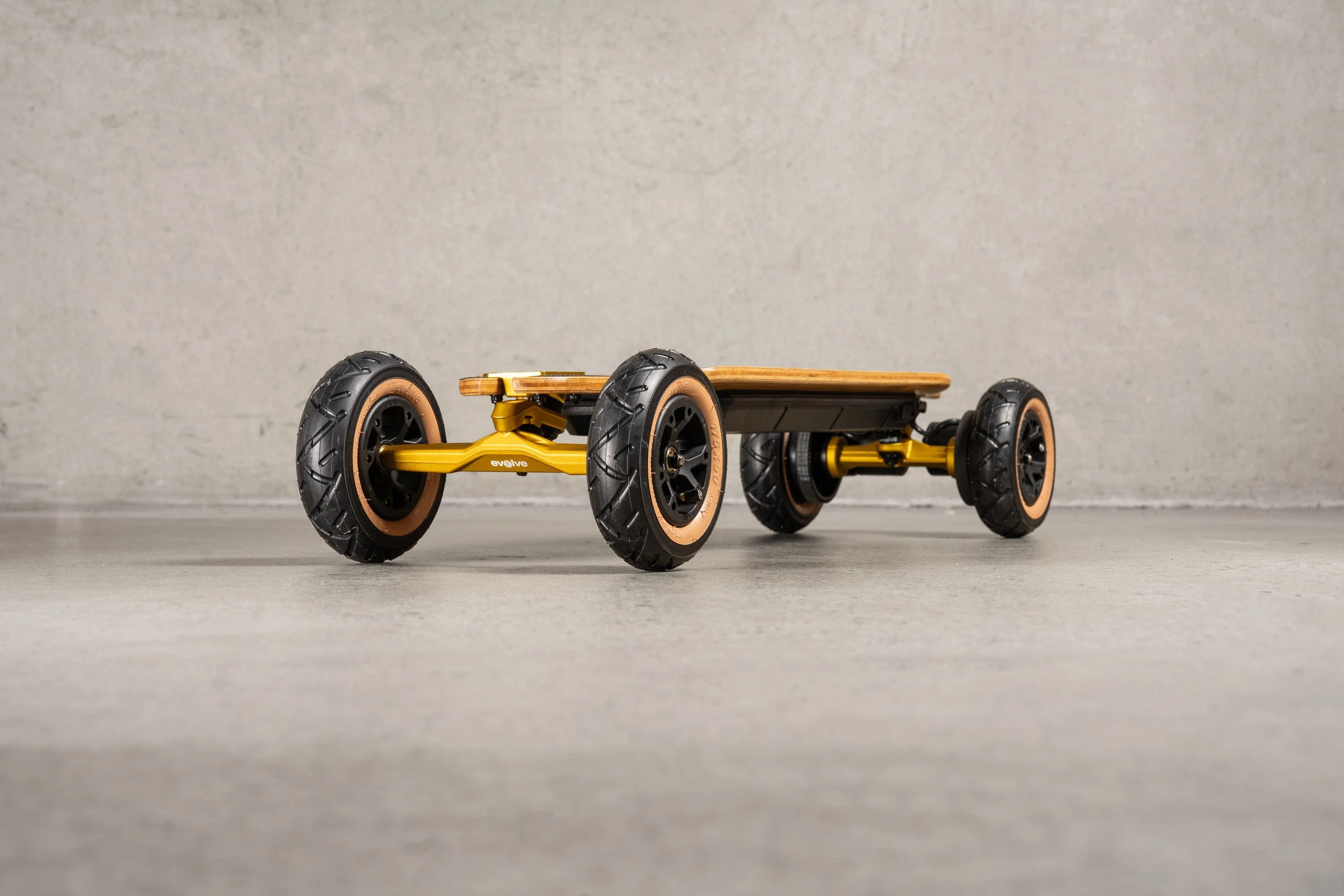 Evolve Fusion 2 in 1 Electric Skateboard - Image 5