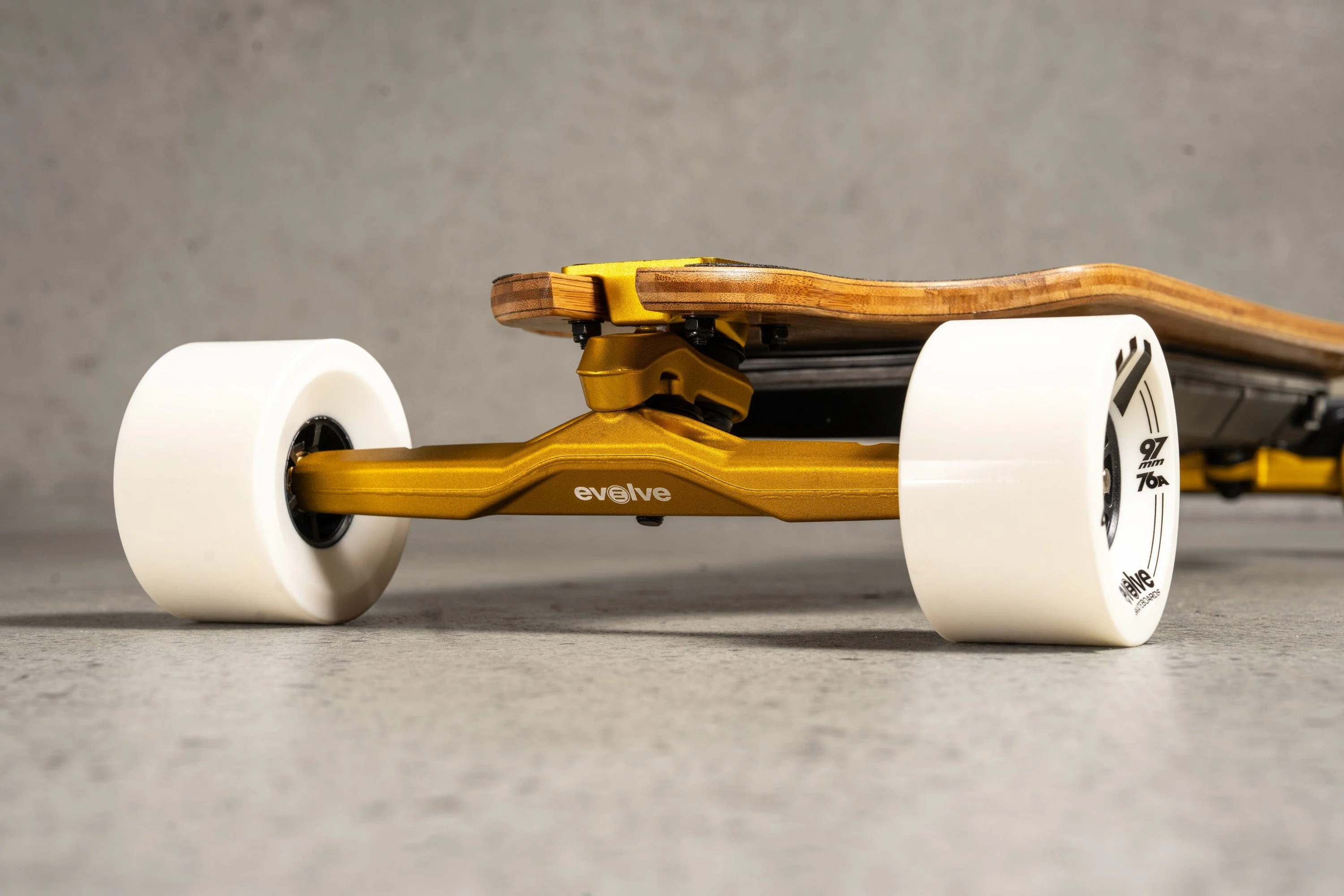 Evolve Fusion 2 in 1 Electric Skateboard - Image 8